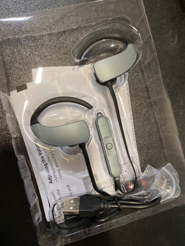 Photo 1 of Sharper Image Wireless Athletic Earhooks NEW 