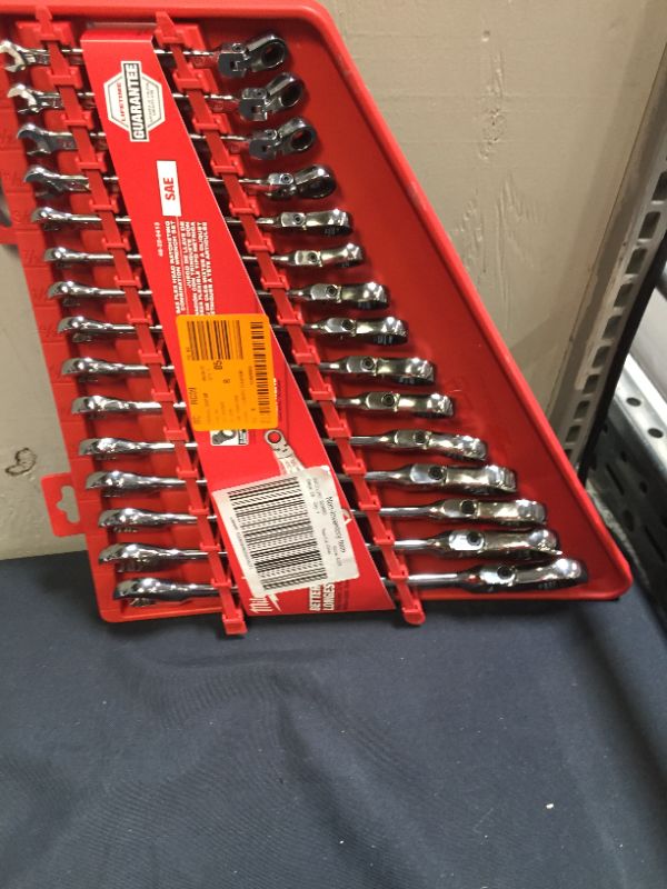 Photo 2 of 144-Position Flex-Head Ratcheting Combination Wrench Set SAE (15-Piece)
