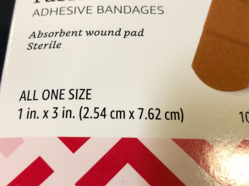 Photo 1 of Amazon Brand - Solimo Flexible Fabric Adhesive Bandages, One Size, 100 Count 2 count 

