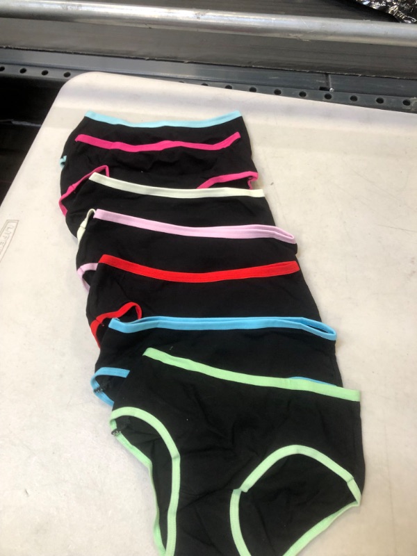 Photo 1 of 













SIZE 6 - 7 Pcs Girl Underwear - Original packing damaged/replaced




























