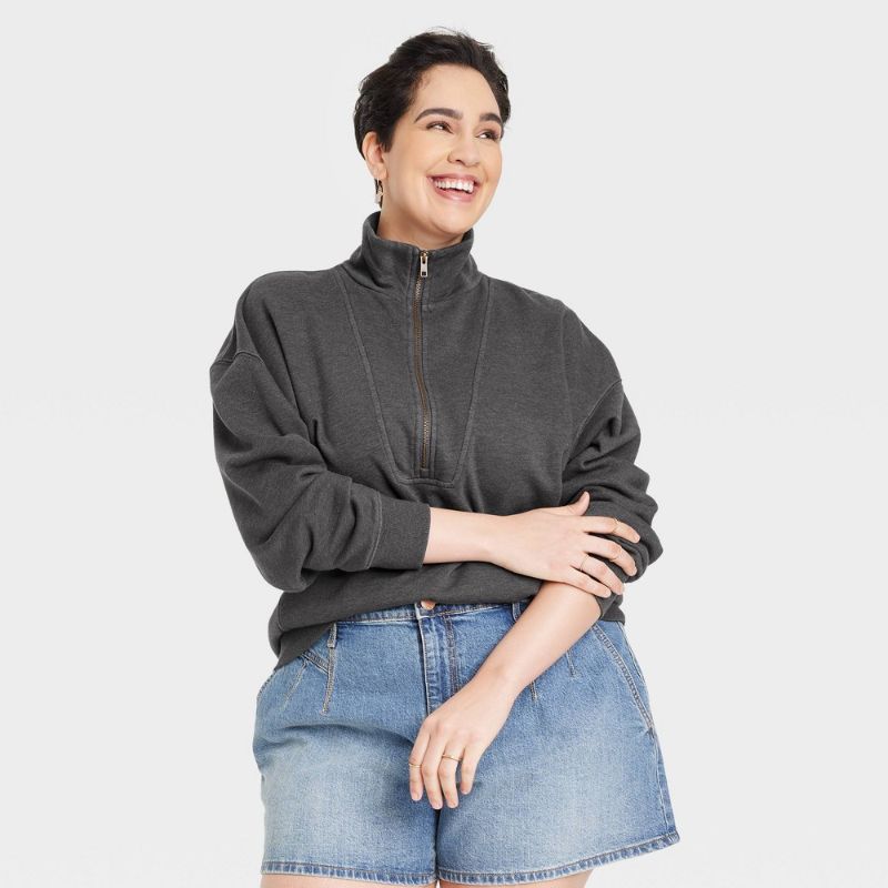 Photo 1 of 
Women's Plus Size French Terry Quarter Zip Sweatshirt - Universal Thread™
SIZE 2X