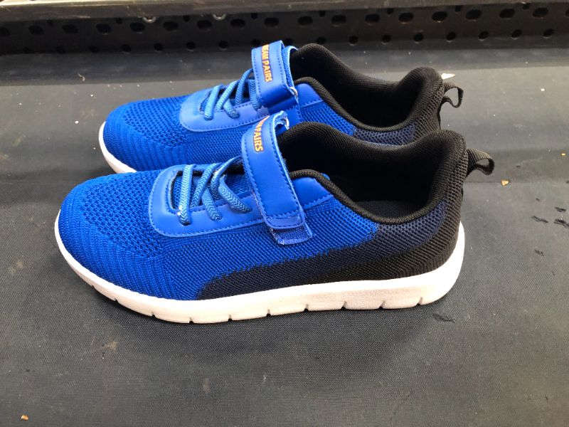Photo 1 of DREAM PAIRS Boys Girls Sneaker Athletic Tennis Running Shoes size 5
