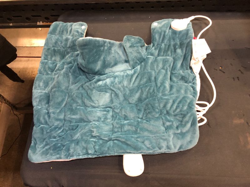 Photo 2 of Weighted Heating Pad for Neck and Shoulders, Comfytemp 2.2lb Large Electric Heated Neck Shoulder Wrap for Pain Relief - 9 Heat Settings, 11 Auto-Off with Countdown, Stay on, Backlight - 19"x22"
