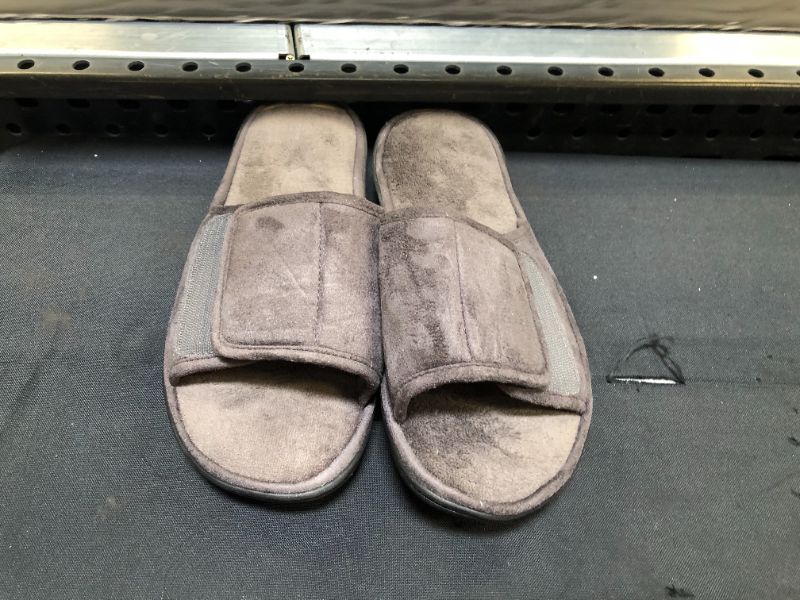 Photo 1 of Longbay men's slippers size L 11-12