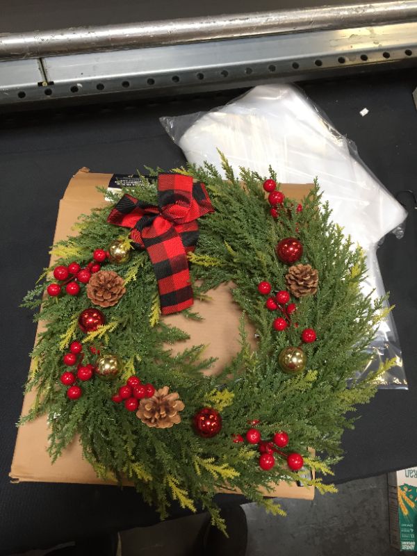 Photo 1 of 14"  Christmas wreath 