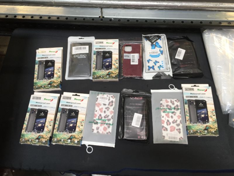 Photo 1 of Assorted phone case bundle 