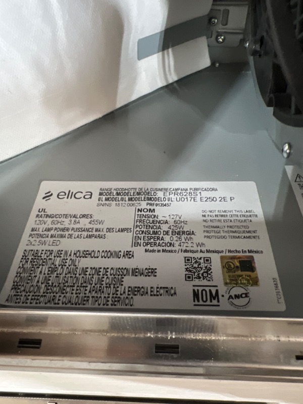 Photo 9 of Elica 28" Techne Series Palermo Insert Hood - 600 CFM - Stainless Steel MODEL: EPR628S1 +++ OUT OF BOX, FLOOR DISPLAY, FUNCTIONAL, ITEM HAS MINOR SCRATCHED +++
