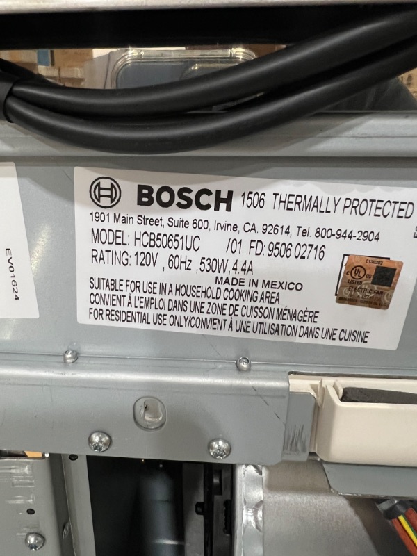 Photo 12 of BOSH  Wall Mount Chimney Range Hood with 600 CFM Internal Blower, 4-Speed Touch Controls, Heat Sensor, Built-in Timer, Halogen Lights and Non-Ducted Option: 30 Inch Width, MODEL HCB50651UC-30 (EXTENTION NOT INCLUDED, ITEM HAS MINOR SCRATCHES, OUT OF BOX)