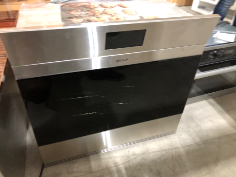 Photo 2 of 30 Inch Smart Wall Oven with 5.1 cu. ft. Capacity, Dual VertiCross Convection System, 10 Cooking Modes, Interactive Touchscreen, Gourmet Menu Presets, Star-K Certified Sabbath Mode, Halogen Lighting and Flush Installation Capability
