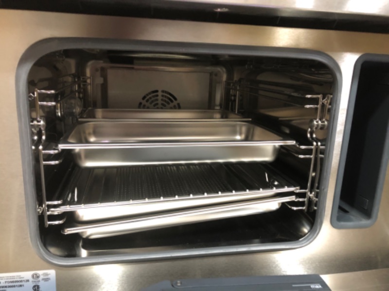 Photo 3 of Bosch Benchmark Series 30" Steam Oven with Storage Drawer - HSLP451UC/HSD5051UC
