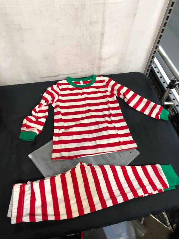 Photo 1 of TODDLER 2PC CHRISTMAS PAJAMA SET, SIZE 2T-3T