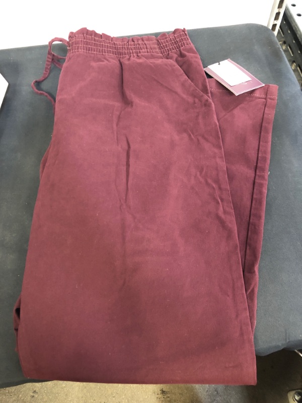 Photo 1 of Women's Gloria Vanderbilt Pull-on Chino Pants, Size: 18 Regular, Dark Red
 SIZE 18