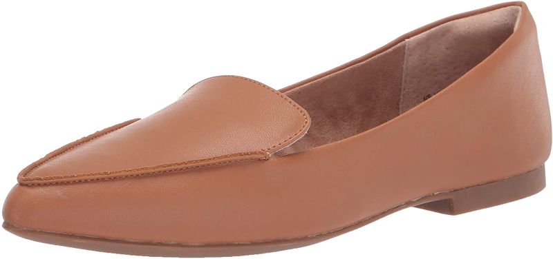 Photo 1 of Amazon Essentials Women's Loafer Flat
 SIZE 9 