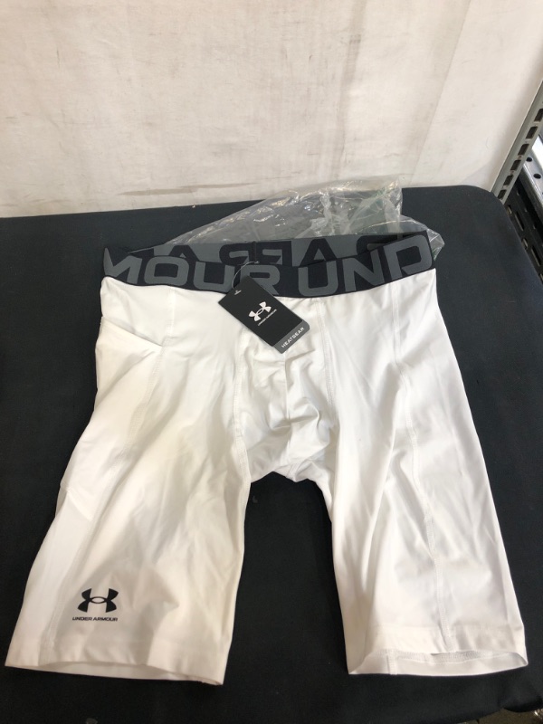 Photo 2 of Under Armour Men's HeatGear Long Shorts
 SIZE XL 