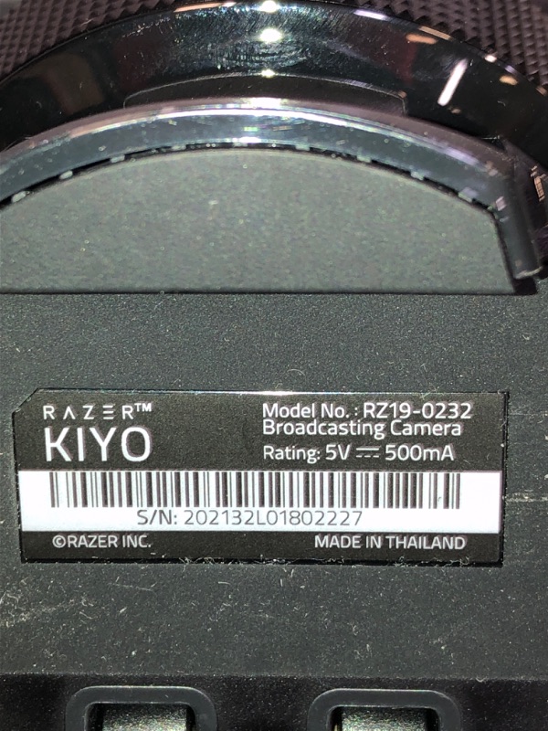 Photo 5 of Razer Kiyo - Full HD 1080p 30FPS / 720p 60FPS - Built in Adjustable Ring Light - Advanced Autofocus Feature - Streaming Web Camera
