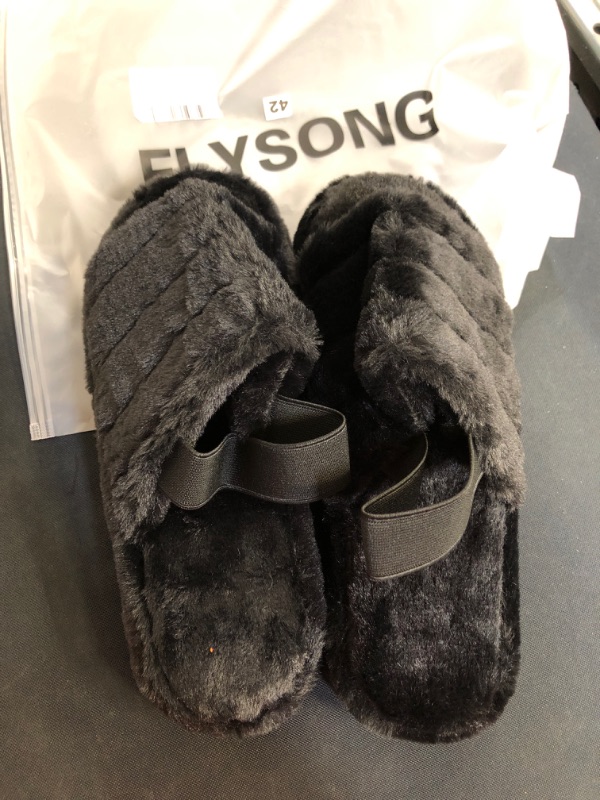 Photo 2 of FLYSONG Slippers for Womens Faux Fur House Shoes Open Toe Fluffy Platform Slide Sandals Anti-Slip Tie Die Cozy Fuzzy with Elastic Strap
 SIZE 8.5