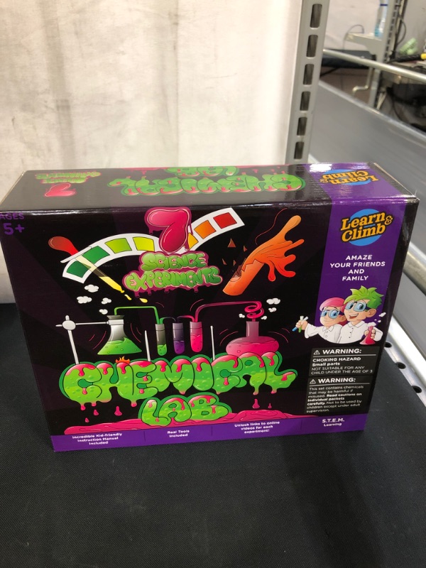 Photo 2 of Science Kits for Kids Age 5 Plus. 8 Chemistry Experiments, Step-by-Step Manual. Gift for Girls & Boys 5,6,7,8
