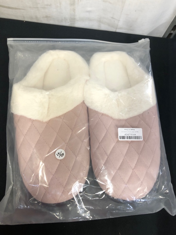 Photo 2 of Women's Slippers Men's Warm Slippers Home Shoes Comfortable Memory Foam Anti-Slip House Cotton Shoes Indoor & Outdoor
 SIZE 9