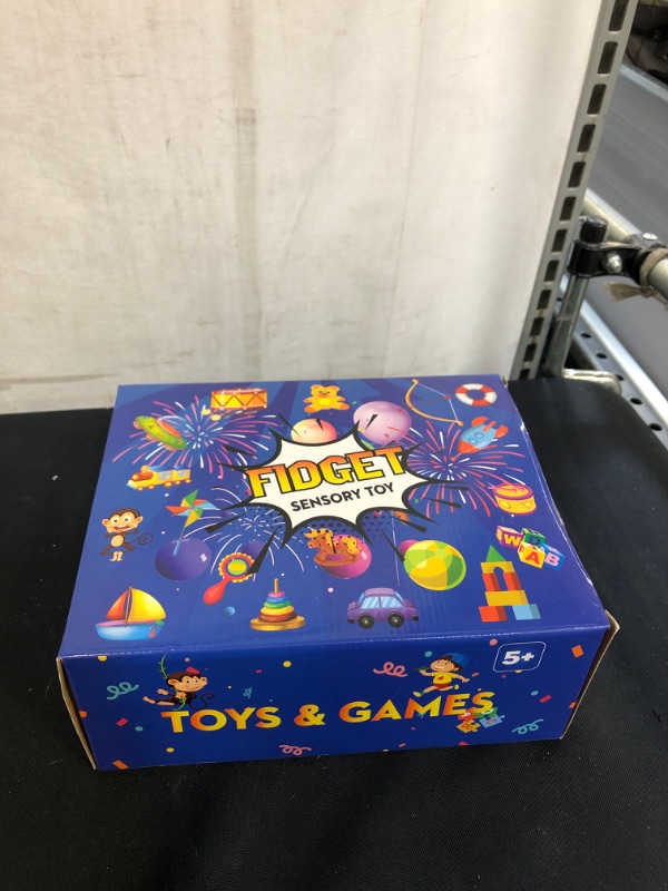 Photo 1 of 56 Pack Figet Figetsss Sensory Toy Box Set Popper Popitsfidget Anxiety Autism Stress Bubble Game Special Need Gift for Girl Boy Kid Adult Pop Relieve Relief Pressure Silicone Teen Friend ADHD Rainbow
