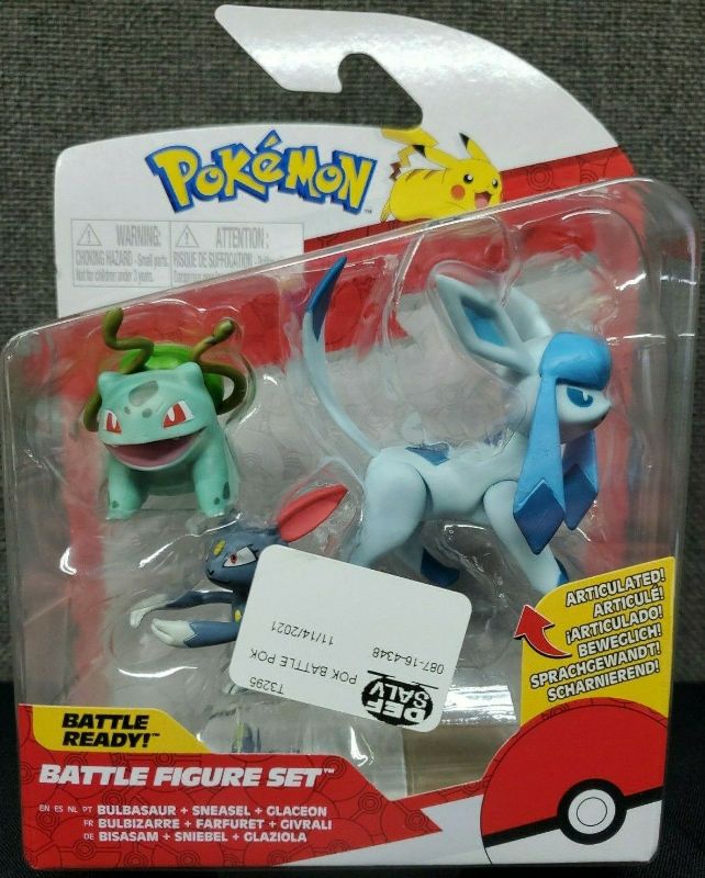 Photo 1 of Pokemon Battle Figure Set: Bulbasaur Sneasel & Glaceon
