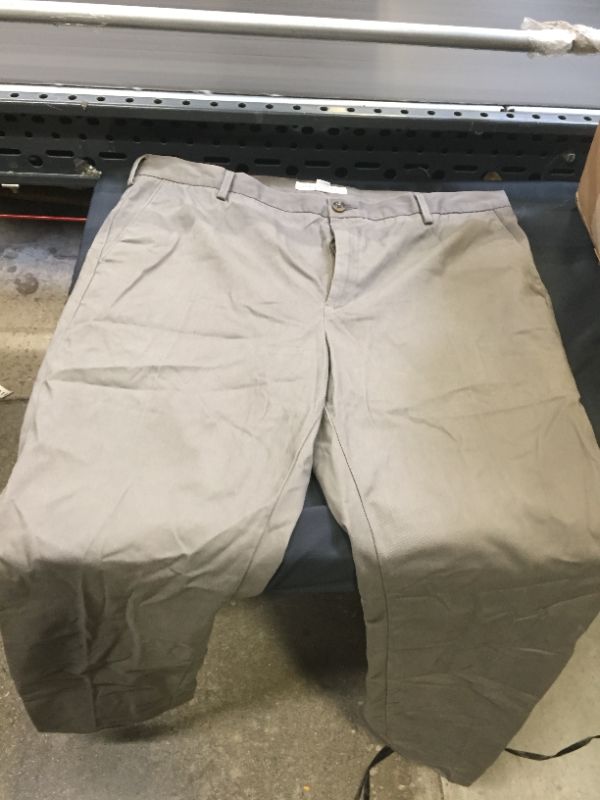 Photo 1 of men's pants
size 40 w x 34L