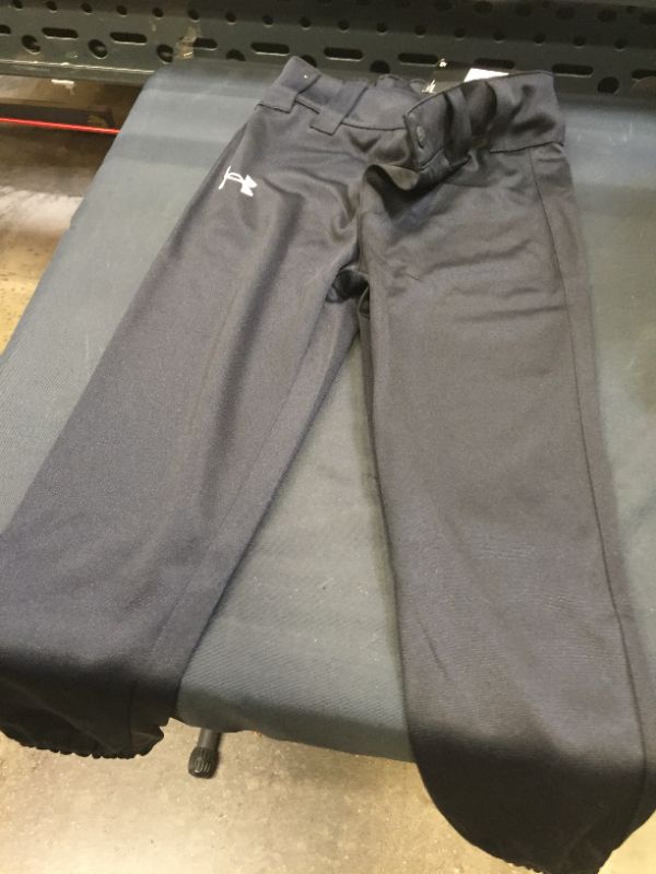 Photo 3 of Under Armour Kids Baseball Pants (Little Kids/Big Kids) Black
Size: 6 Little Kid One Size
(button is missing )