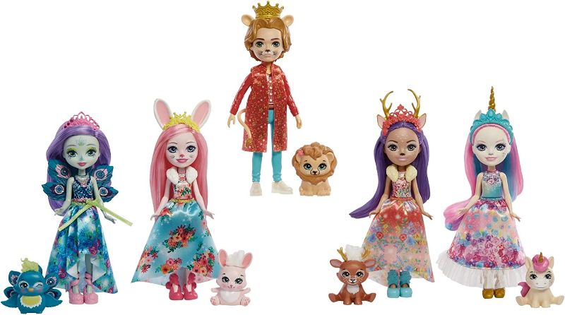 Photo 1 of Royal Enchantimals Multipack with 5 Dolls (6-in/15.2-cm) and 5 Animal Figures, Includes Patter Peacock, Bree Bunny, Ambrose Unicorn, and More, Great Gift for Kids Ages 3-8
(1 doll has a broken head) 