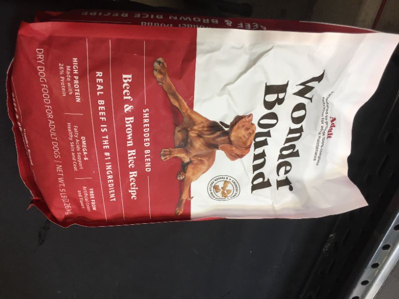 Photo 2 of Amazon Brand - Wonder Bound High Protein, Adult Dry Dog Food exp 8/22 5 lbs