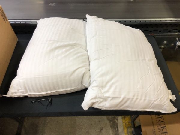 Photo 3 of Beckham Hotel Collection Bed Pillows for Sleeping - Queen Size, Set of 2 - Cooling, Luxury Gel Pillow for Back, Stomach or Side Sleepers
