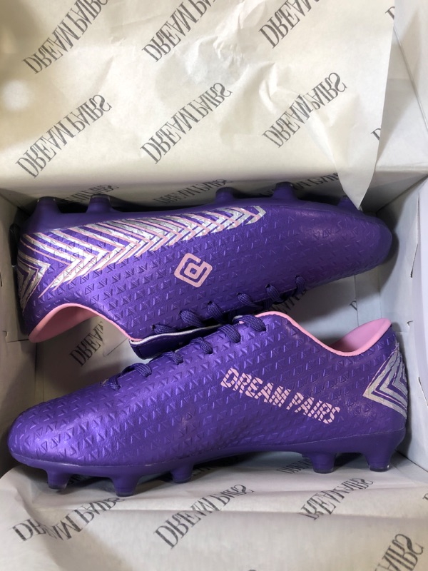 Photo 2 of DREAM PAIRS Boys Girls Outdoor Soccer Cleats Football Shoes
size 5 