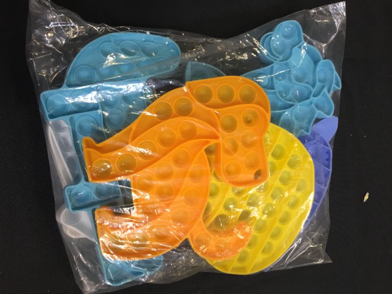 Photo 2 of 6 Packs Pop Fidget Pops Toys Gifts for Kids Teens Adult Its Poppers It Push Bubble Sensory Stress Relief Satisfying Gift Ideas Christmas Party Games Package Dog Duck Whale Horse Crocodile Polar Bear
