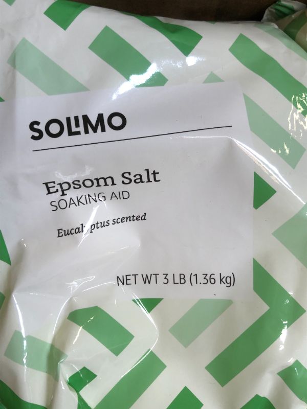 Photo 4 of Amazon Brand - Solimo Epsom Salt Soaking Aid, Eucalyptus Scented, 3 Pound (Pack of 6)
