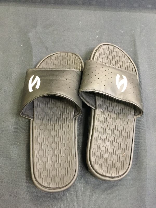 Photo 1 of MEN'S SLIDES SIZE 10 