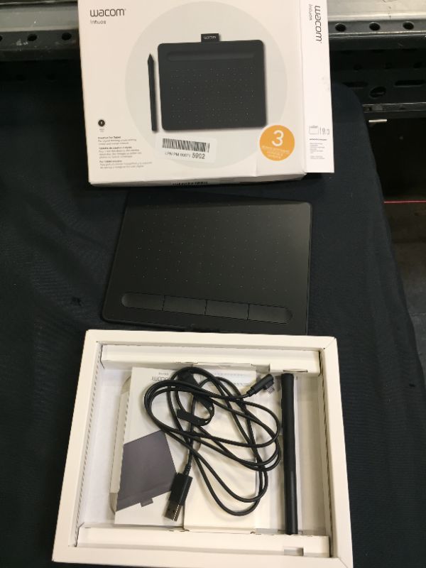 Photo 2 of Wacom Intuos Graphics Drawing Tablet for Mac, PC, Chromebook & Android (small) with Software Included - Black (CTL4100)
