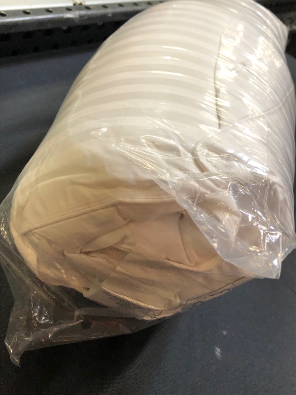 Photo 2 of BECKMAN HOTEL COLLECTION GEL PILLOW 20 X 36 INCH [ FACTORY SEALED] 
