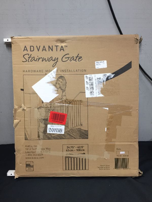 Photo 1 of Advanta AD200 Stairway Gate
GATE IS SCRATCHED, BOX IS DAMAGED DUE TO EXPOSURE