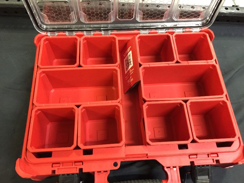 Photo 4 of 48-22-8430 Packout, 10 Compartment, Small Parts Organizer
(MINOR SCRATCHES ON ITEM)