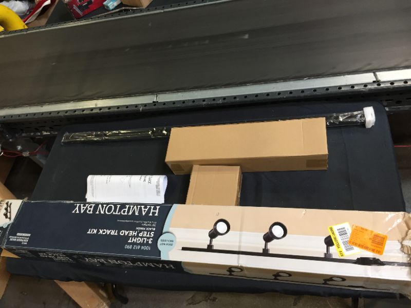 Photo 2 of 44 in. 3-Light Black R20/PAR20 Medium-Step Linear Track Lighting Kit (BOX IS DAMAGED)