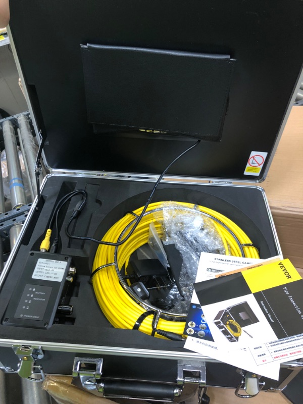 Photo 3 of VEVOR Sewer Camera with Locator, 165' Cable, Drain Camera w/ 512Hz Sonde Transmitter & Receiver, Waterproof IP68 Sewer Video Inspection Equipment w/ 16 GB SD Card, 1200TVL 7" LCD Monitor, LED Lights
