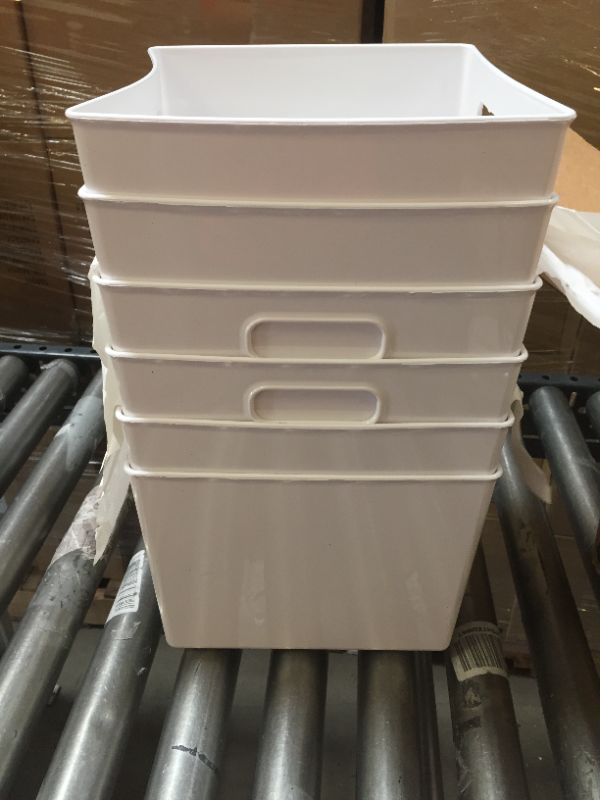 Photo 1 of 10"X11"X8" PACK OF 6 PLASTIC BUCKETS 