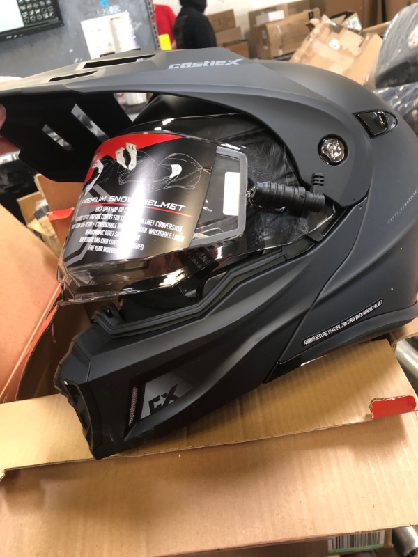 Photo 3 of Castle X CX950 V2 Modular Electric Snow Helmet (Matte Black - X-Large)
NEW - OPEN BOX