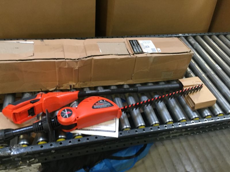 Photo 5 of BLACK+DECKER 20V MAX* POWERCONNECT 18 in. Cordless Pole Hedge Trimmer, Tool Only (LPHT120B)
