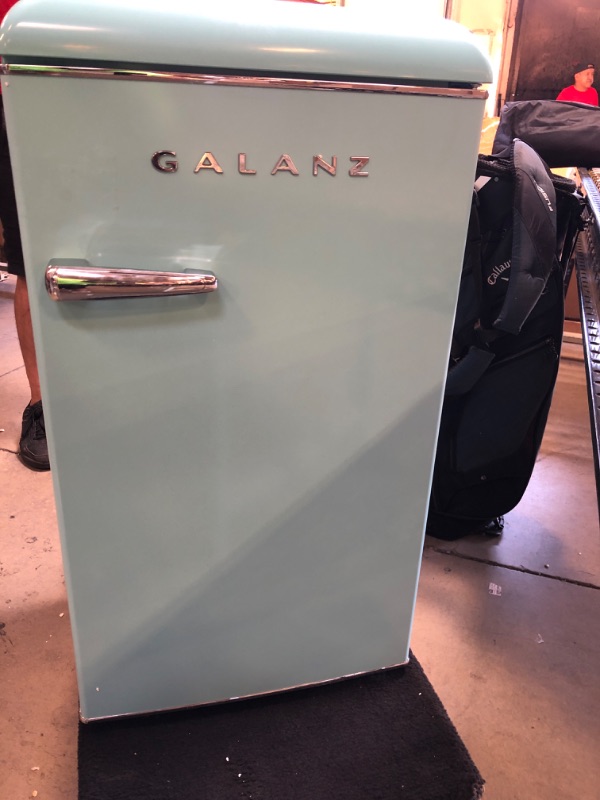 Photo 2 of Galanz GLR35BEER Retro Compact Refrigerator, Single Door Fridge Adjustable Mechanical Thermostat with Chiller, Blue, 3.5 Cu Ft