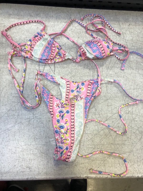 Photo 1 of 2 PIECE BIKINI 
SMALL 