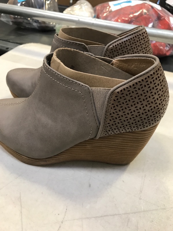 Photo 2 of Dr. Scholls Harlow Wedge Bootie
SIZE 7