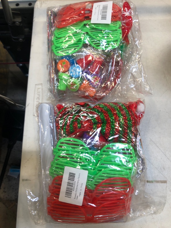 Photo 1 of 108 PCS Christmas Party Favors for kids Class Christmas Party Supplies Decorations - Holiday Classroom Party Favors Toys Christmas Accessories Kit Includes 6 Headbands,6 Glasses, 24 Slap Bracelets, 10 Stamps, 6 Brooches and 56 Stickers
2 PACK 