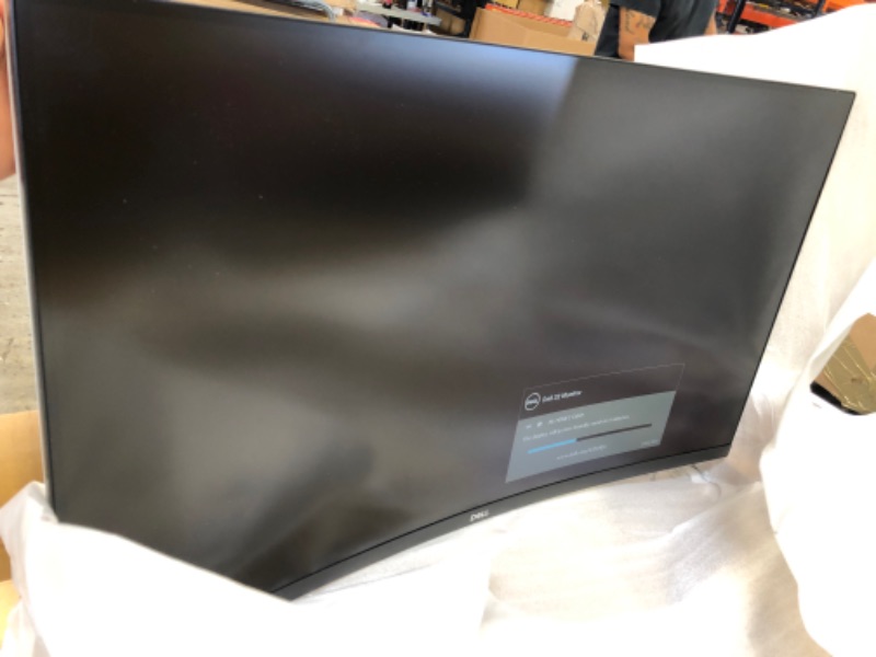 Photo 2 of Dell S3221QS 32 Inch Curved 4K UHD, VA Ultra-Thin Bezel Monitor, AMD FreeSync, HDMI, DisplayPort, Built in Speakers, VESA Certified, Silver
