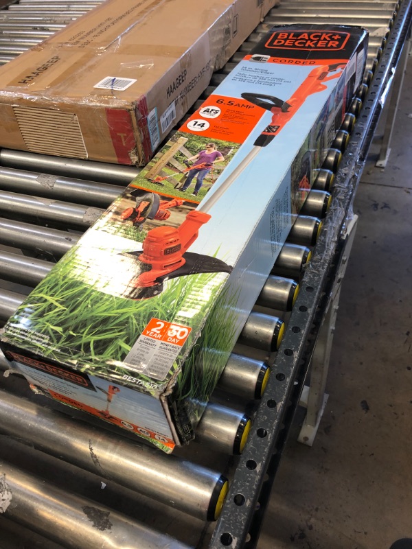 Photo 1 of BLACK+DECKER 6.5 Amps 14" String Trimmer/Edger