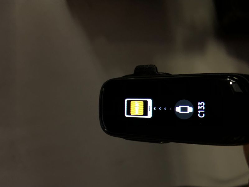 Photo 5 of Samsung Galaxy Fit Black (Bluetooth)