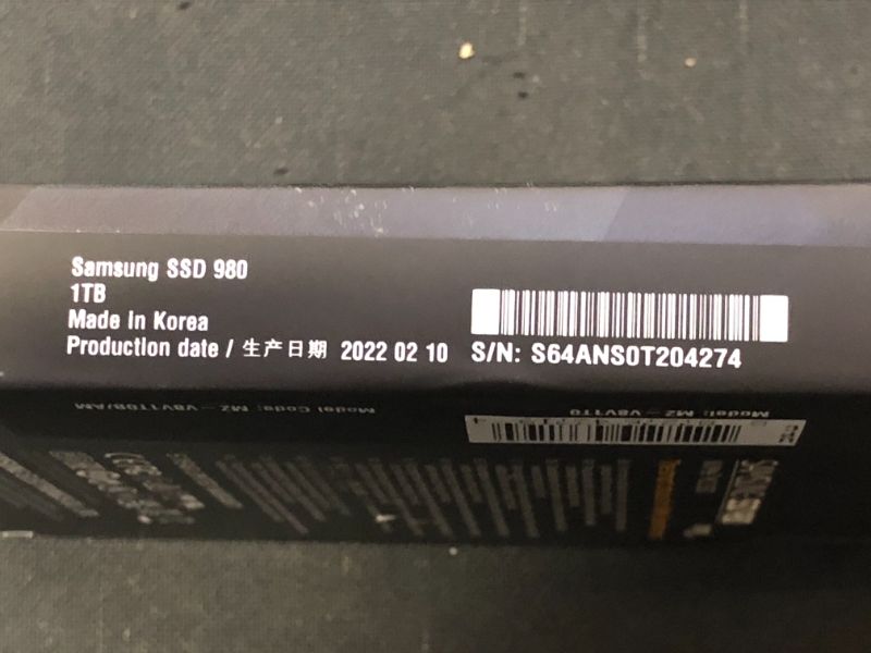 Photo 5 of SAMSUNG 980 SSD 1TB M.2 NVMe Interface Internal Solid State Drive with V-NAND Technology for Gaming, Heavy Graphics, Full Power Mode, MZ-V8V1T0B/AM
